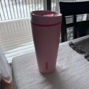 Owala Tumbler 20 oz (Pucker up)